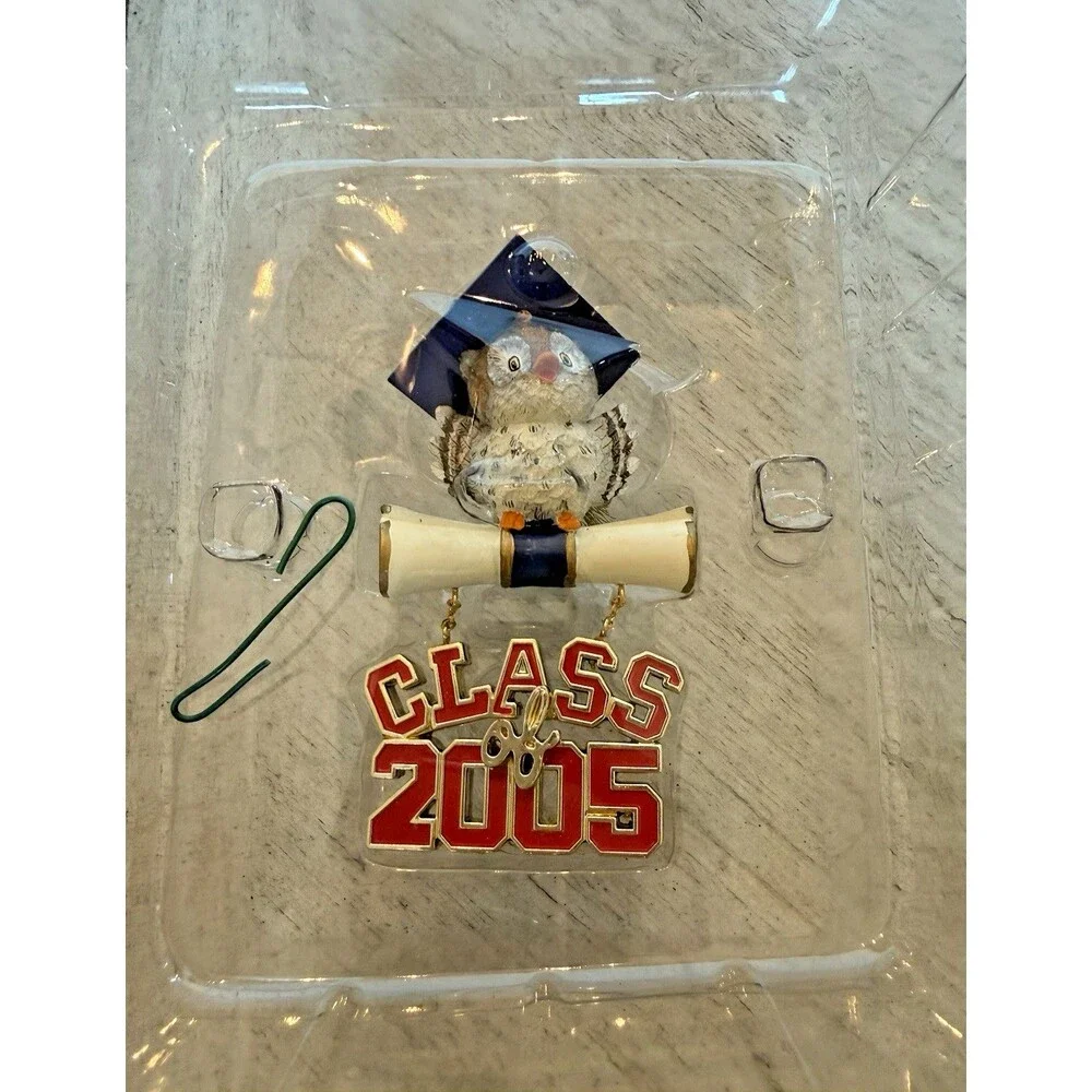 Carlton Cards Heirloom Owl Graduation Ornament Class of 2005 Vintage CXOR-026L‎